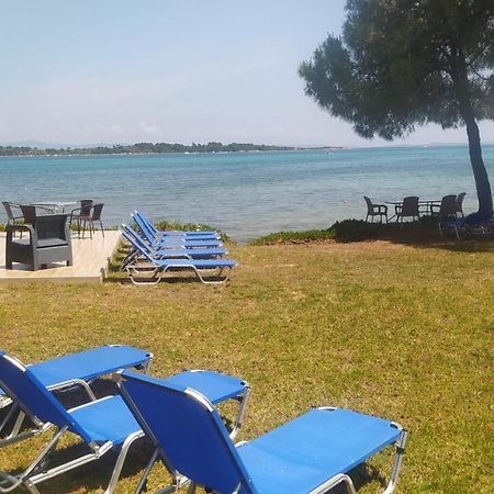Studios Efi Beach Vourvourou Bagian luar foto