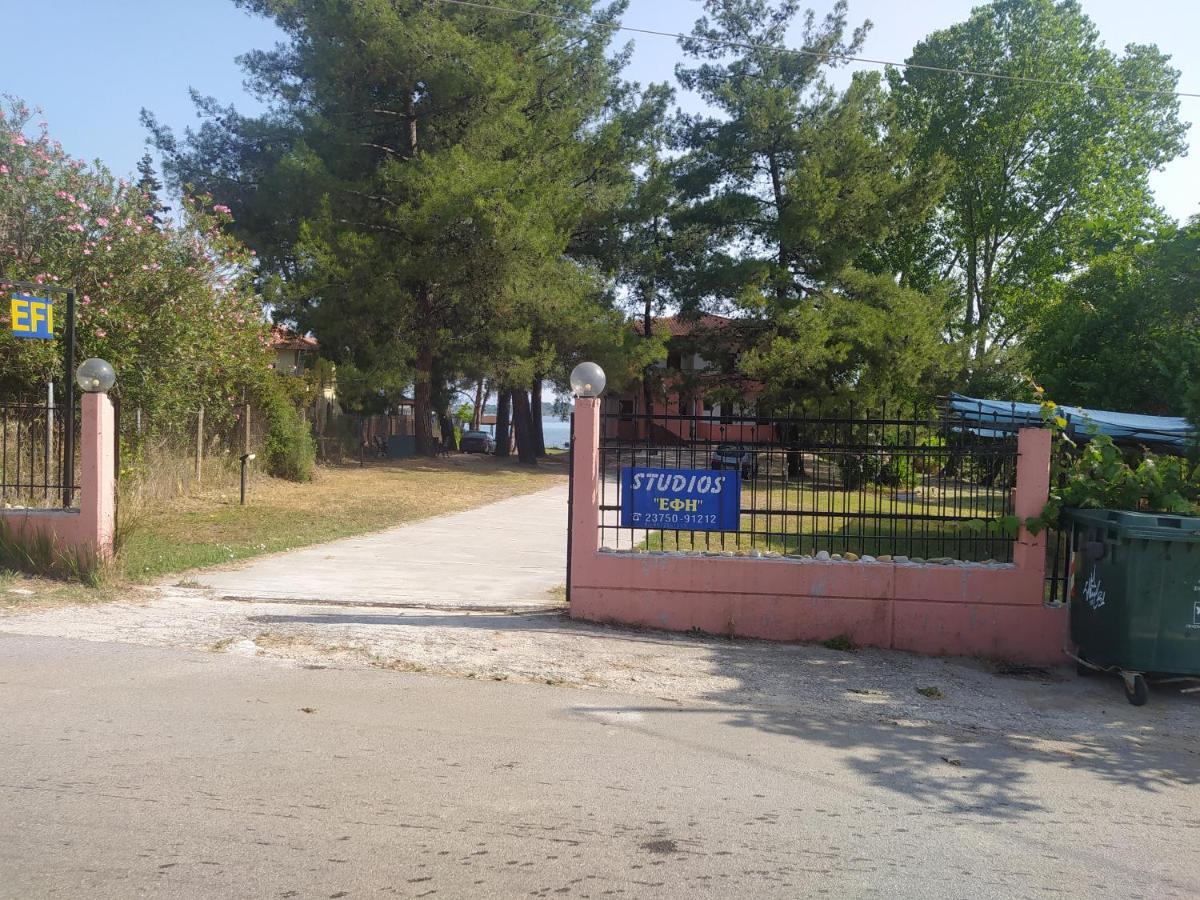 Studios Efi Beach Vourvourou Bagian luar foto