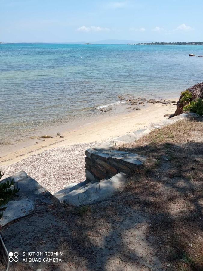 Studios Efi Beach Vourvourou Bagian luar foto