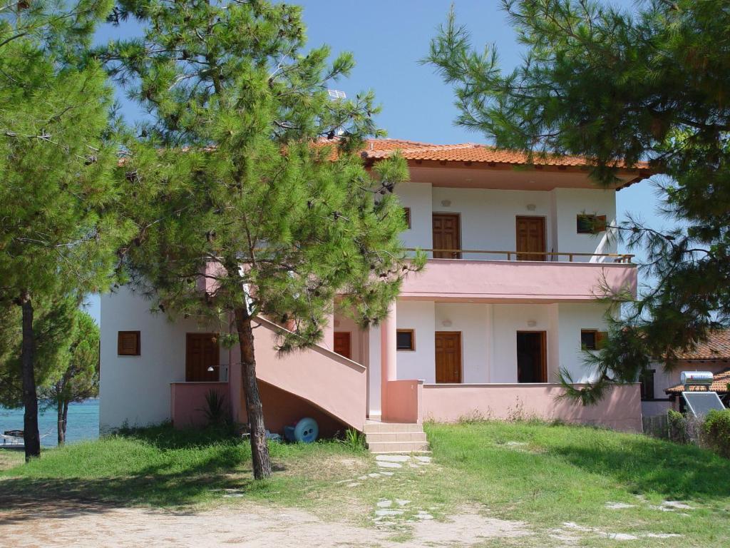 Studios Efi Beach Vourvourou Bagian luar foto