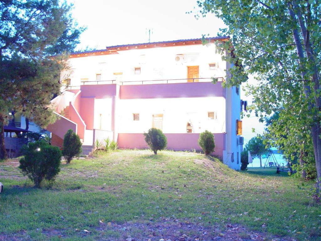 Studios Efi Beach Vourvourou Bagian luar foto