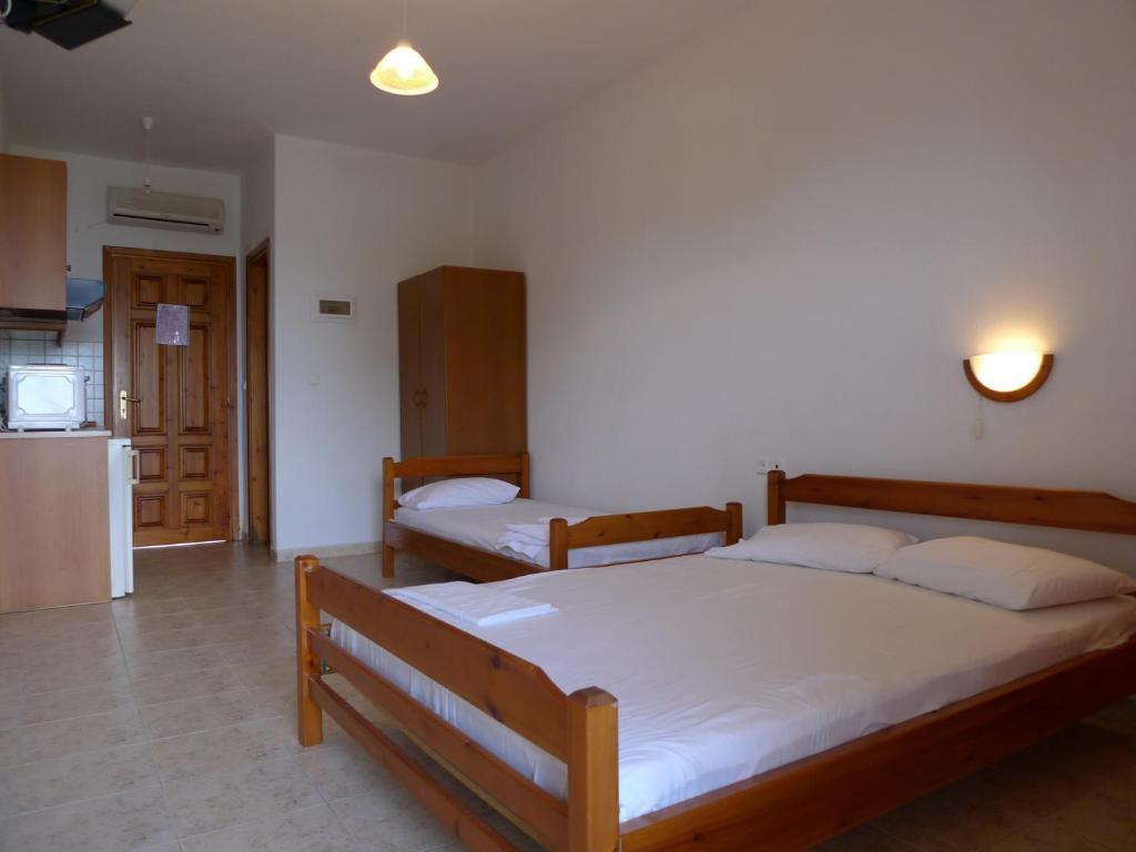 Studios Efi Beach Vourvourou Bagian luar foto